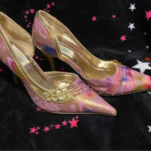 Volaro by Summer Rio - Picture 2 of 4